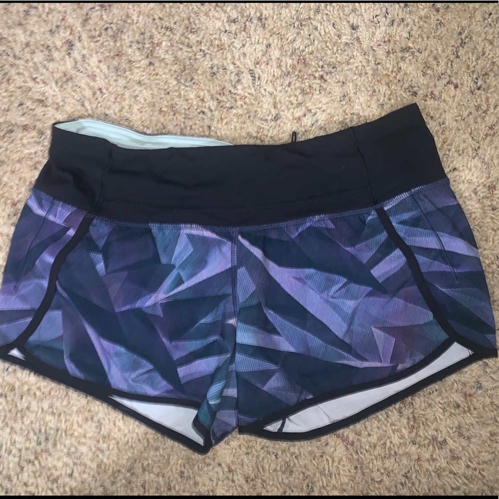 Size 6 Lulu Lemon Shorts